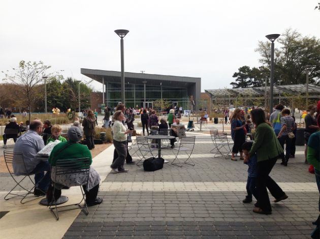 2014-11-25_IndependenceParkPlaza_Blog